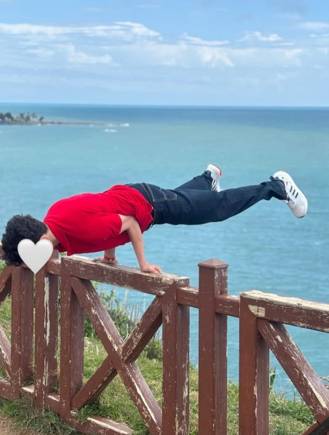 Handstand